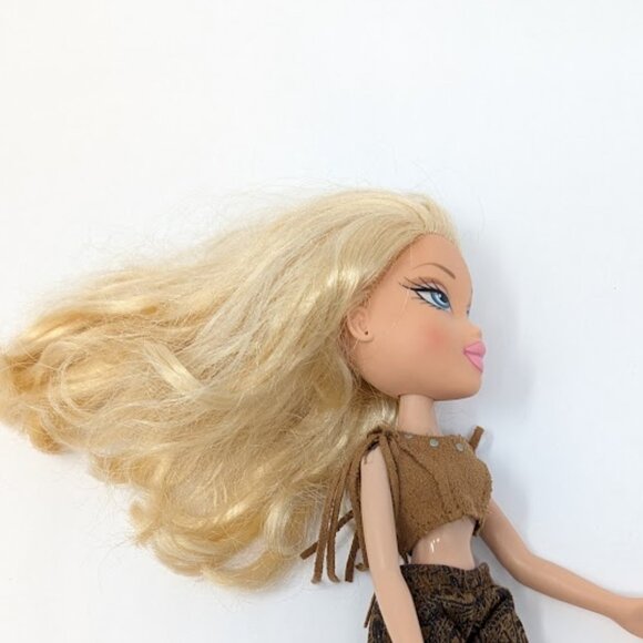 Bratz Cloe Nighty Nite Screening 2008/2009 Redressed Wild West Top Boots - Picture 9 of 9